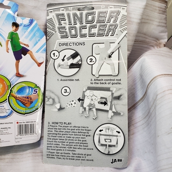 Summer Time Fun Bundle Messi Foot Bubbles Finger Soccer TMNT Snack Container - Picture 8 of 10